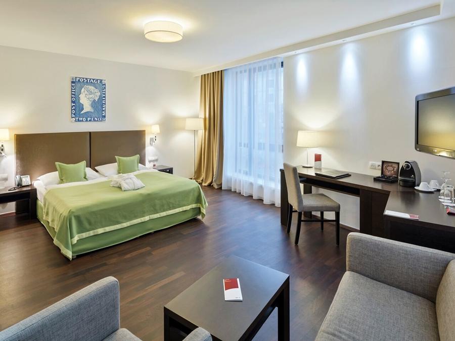 Ac Hotel By Marriott Bratislava Old Town Εξωτερικό φωτογραφία