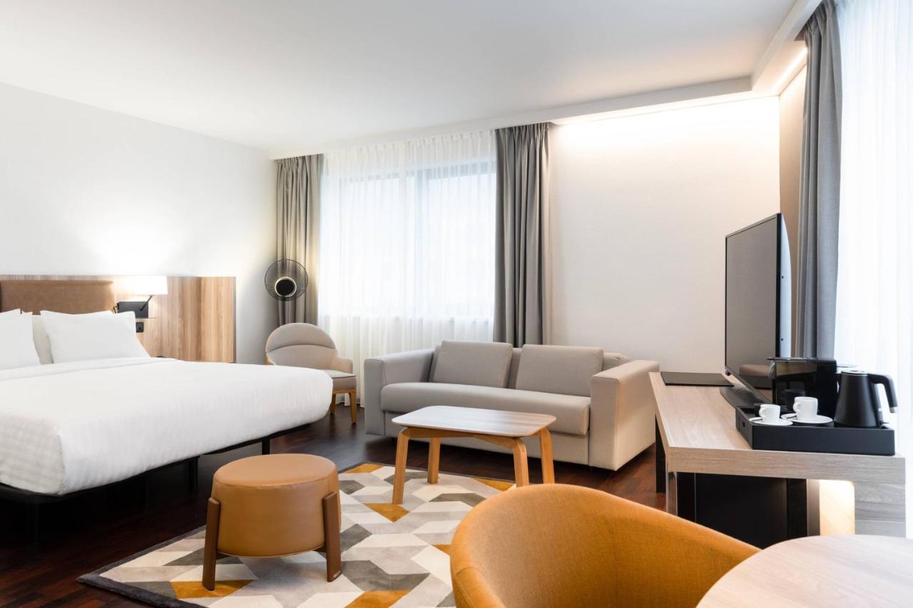 Ac Hotel By Marriott Bratislava Old Town Εξωτερικό φωτογραφία